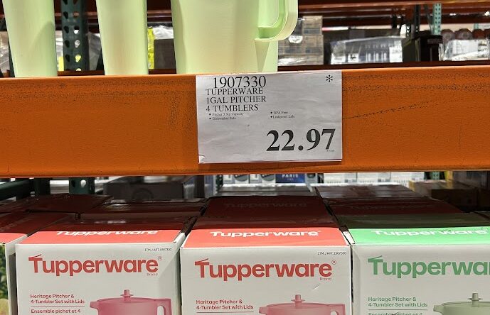 Tupperware-1Gal-Pitcher-4-Tumblers-1907330