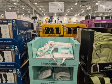 32-Degrees-Crossbody-Bag-1847728