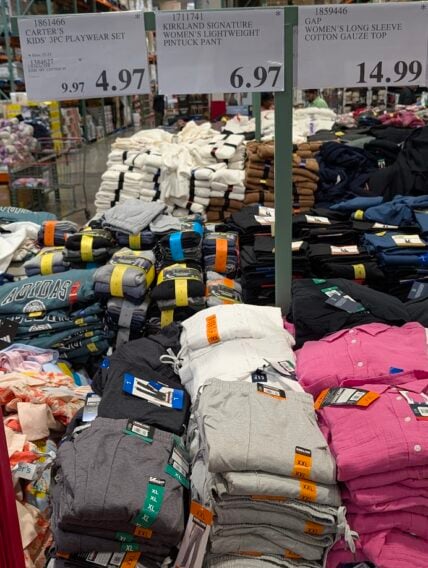 Kirkland-Signature-Womens-Lightweight-Pintuck-Pant-1711741