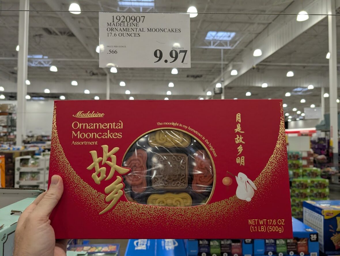 Madeleine-Ornamental-Mooncakes-1920907