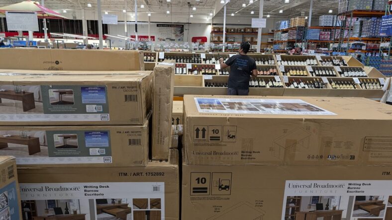 Universal-Broadmoore-Zealand-60-Inch-Writing-Desk-1752892