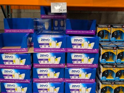 Zevo-Flying-Insect-Trap-2-Devices-6-Refills-1750832