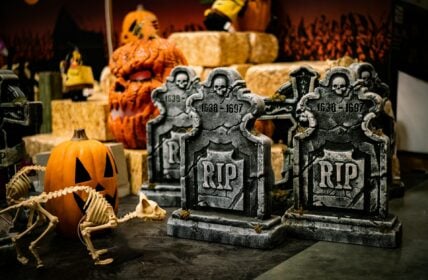halloween decorations / costco halloween decor
