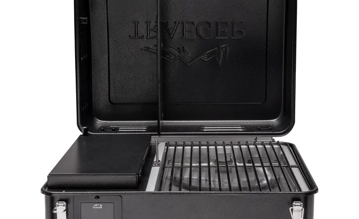 Traeger Trailhead Portable Pellet Grill