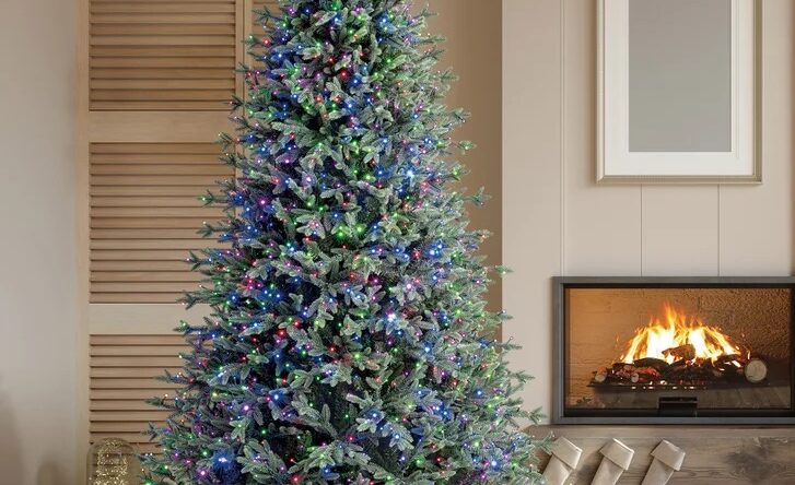 7.5-foot Pre-lit Christmas Tree