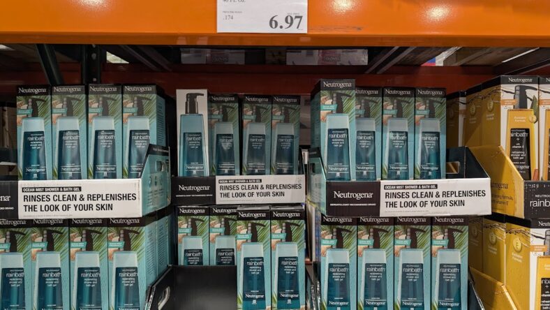 Neutrogena-Rainbath-Ocean-Mist-1121864