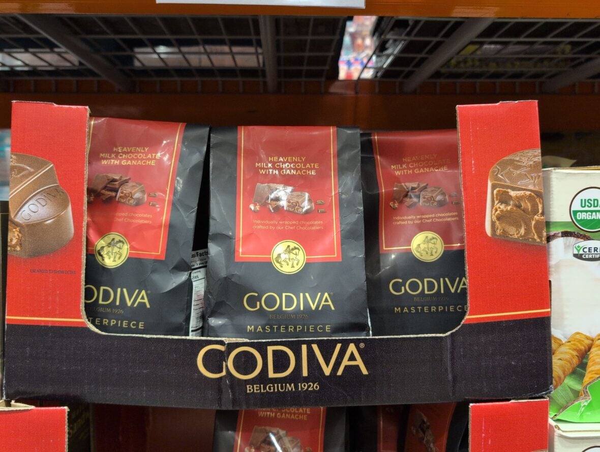 GODIVA GNÁCHE MASTERPIECE MILK 15 OUNCES at Costco - $9.97