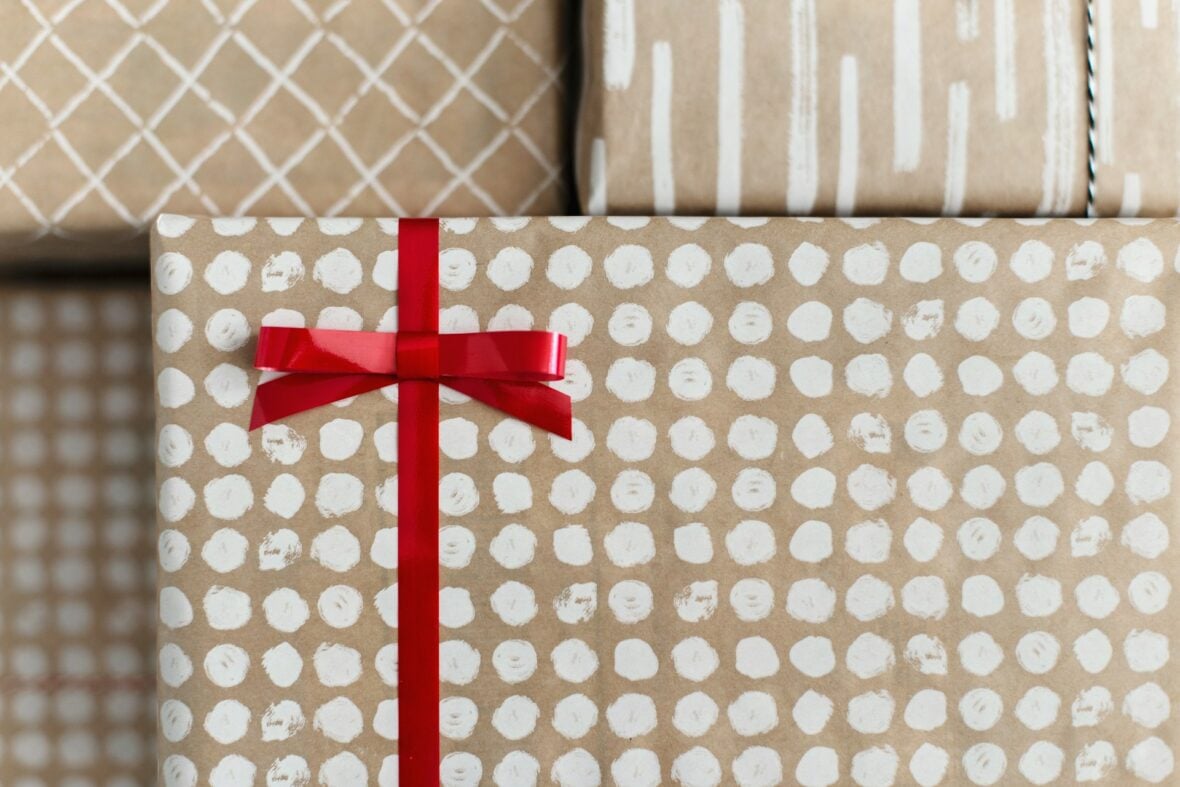 tan gifts with red bow / luxury gift ideas at costco