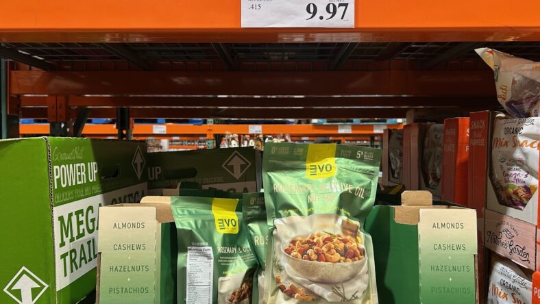 EVO-Rosemary-Nut-Mix-1839937