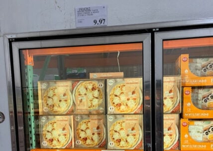 Maitre-Pierre-Goat-Cheese-N-Honey-Tarts-1916362