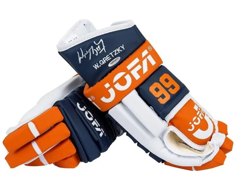 Wayne Gretzky Autographed Hockey Gloves