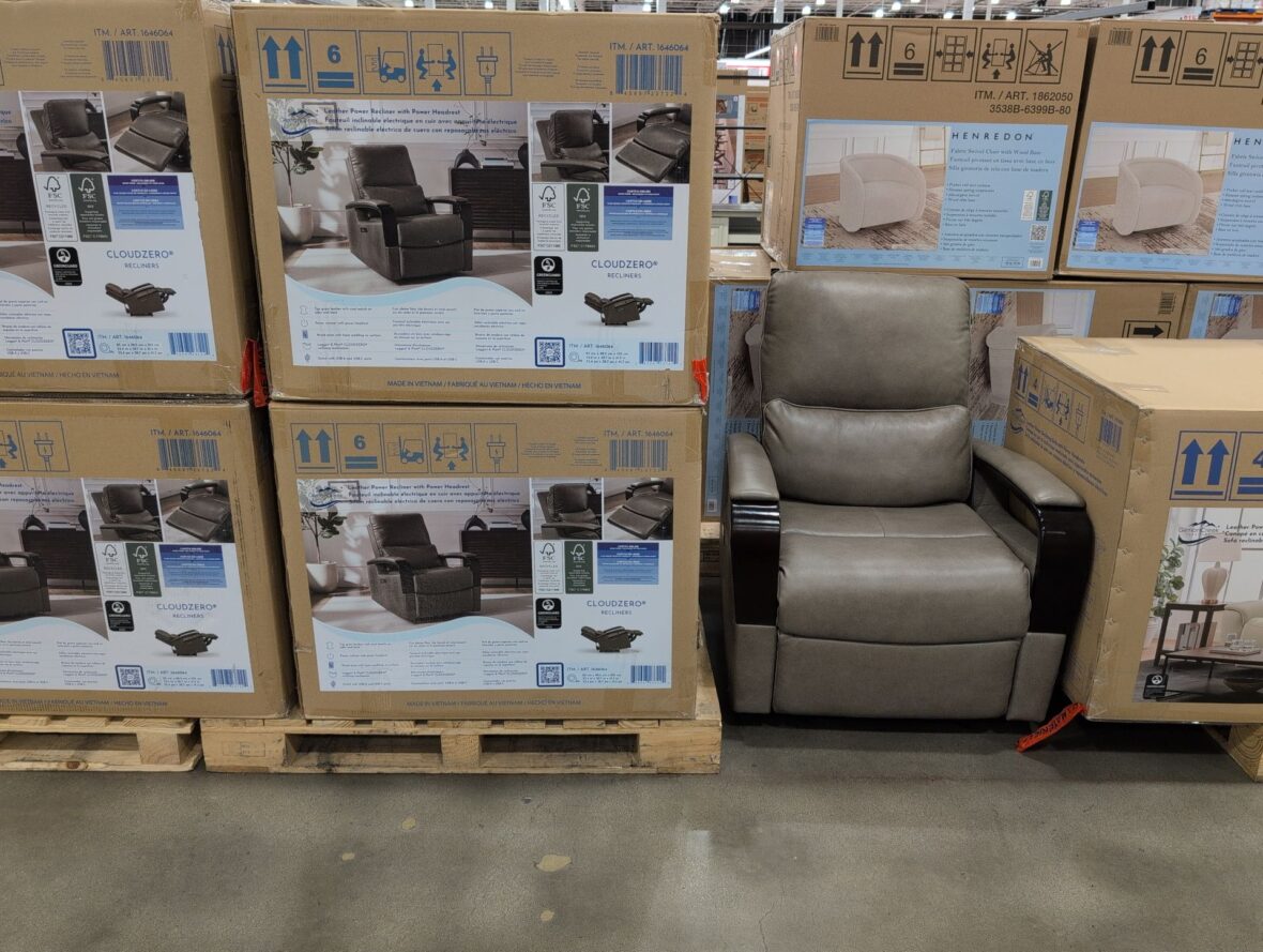 Gilman Creek Shayne Leather Power Recliner • Top Grain Leather with at Costco