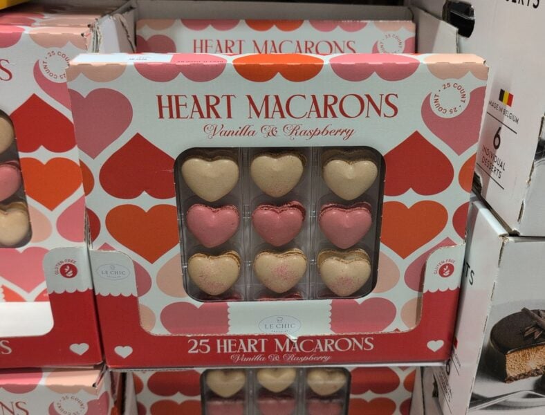 Le Chic Patissier Heart Macaron at Costco
