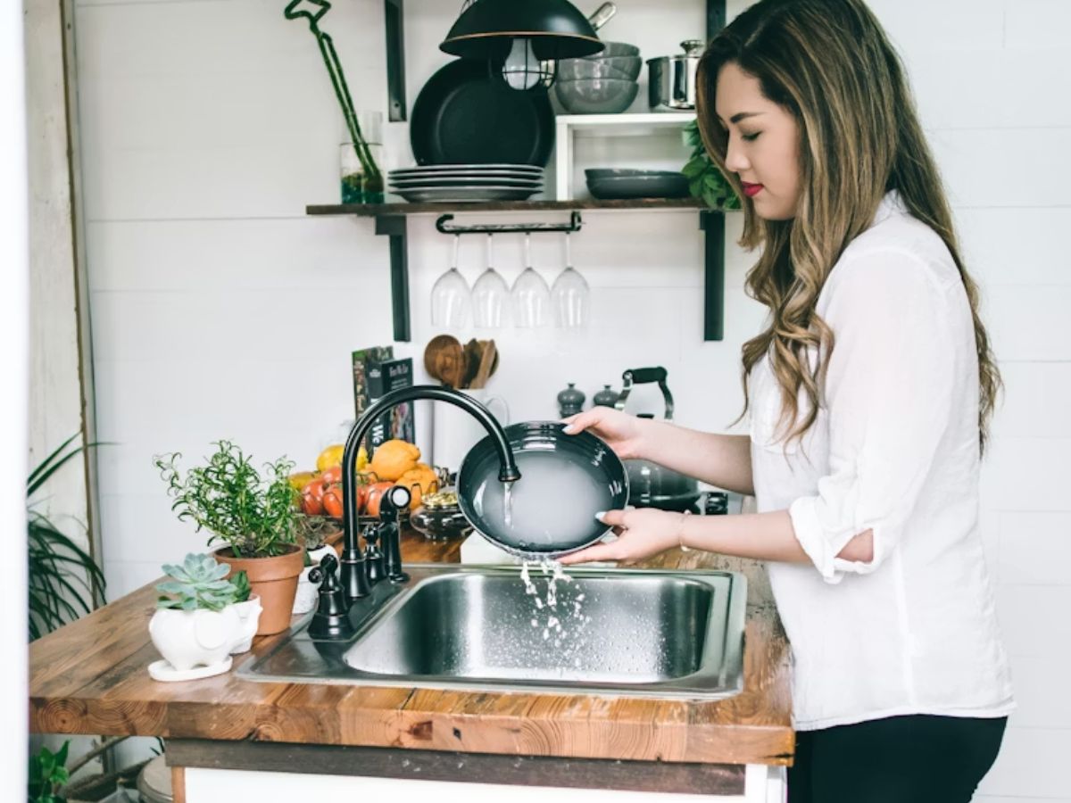 7 Best Deals on Daily Essentials This Month at Costco