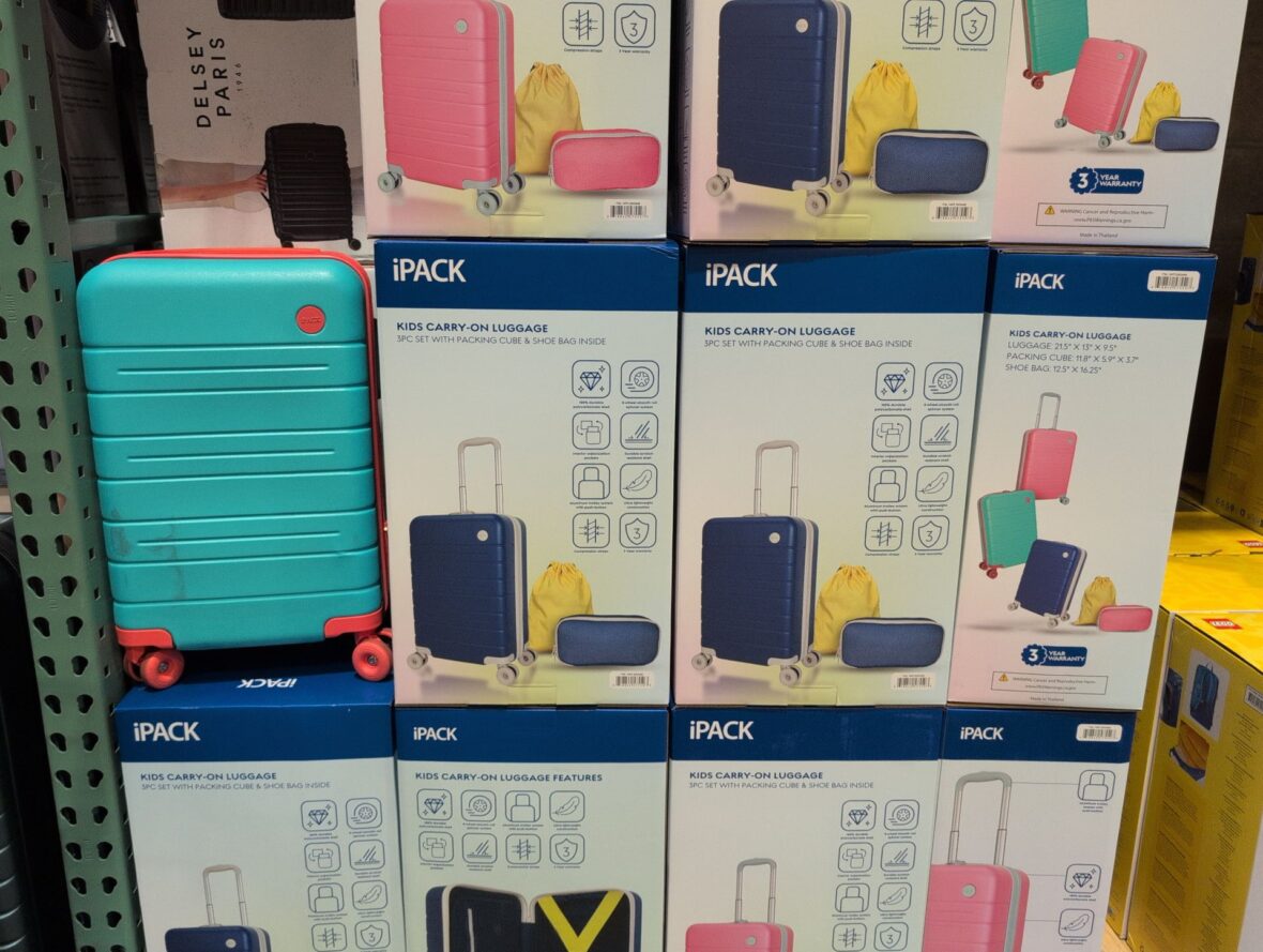 Ipack Kids 20" Hardside Carry on Luggage Set Inlcudes Packing Cube at Costco