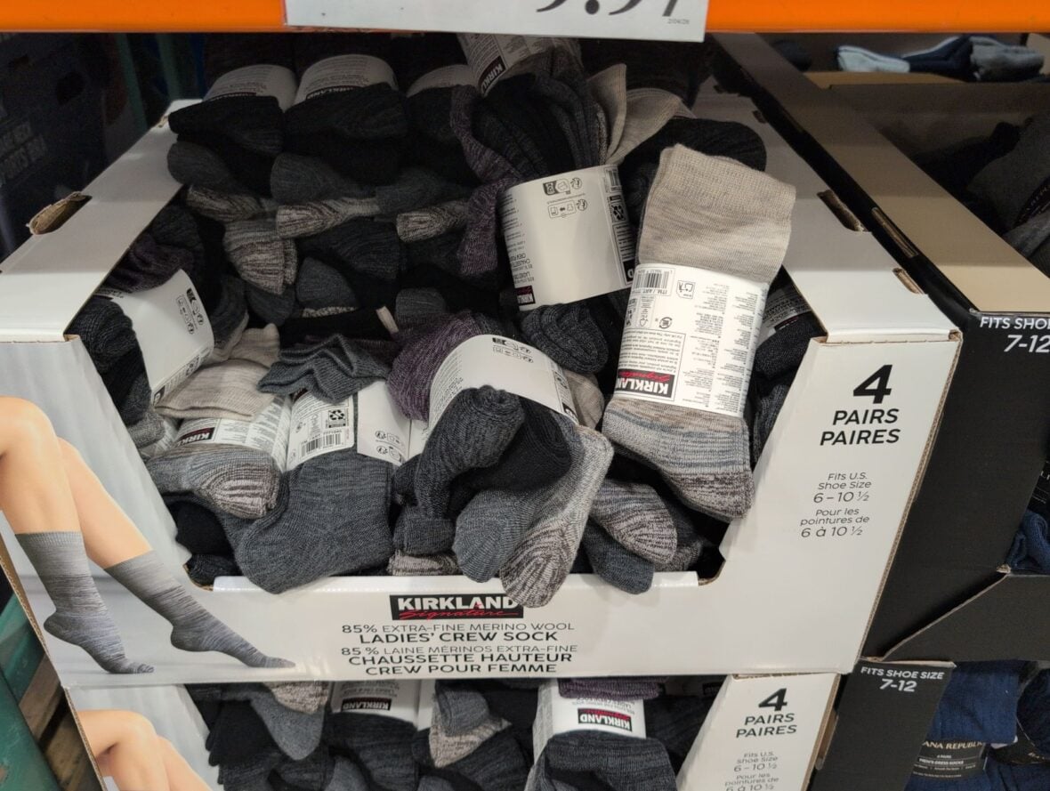Kirkland Signature Women's Wo Blend Crew Sock 4 Pr • One Size Fits All at Costco
