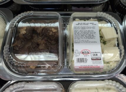 Braised Beef with Yukon Mashed Potatoes Per Lb at Costco