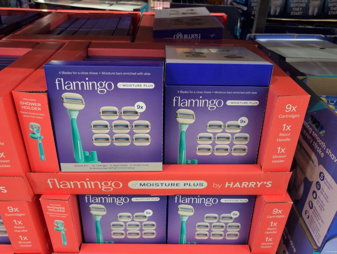 Flamingo Bỳ Harry's Razor Set 1 Handle, 9 Cartridges at Costco