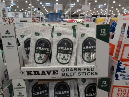 Kravẽ Chimichurri Grass-fed 1 0unce at Costco