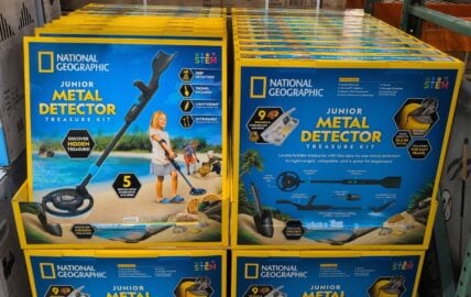 National Geographic Junior Metal Detector Treasure Kit at Costco