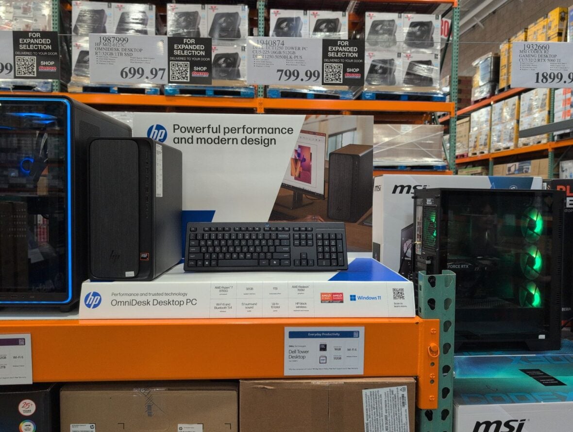 HP Mo2-0127c Omnidesk Desktop R7/32gb/1tb SSD at Costco