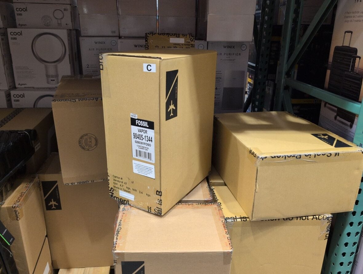 Tumi Vapor 22" Carry on Fossil at Costco