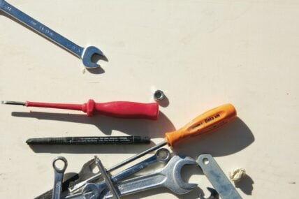 assorted tools on table / costco tools