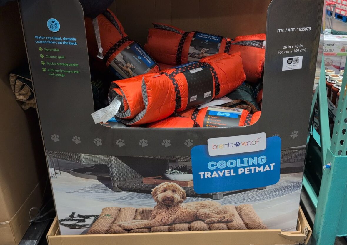 Brentwoof Travel Mat Cooling Pet Mat at Costco