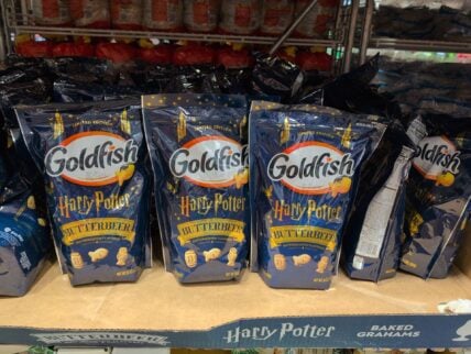 Pepperidge Farm HP Butterbeer Grahams Goldfish 24 0z at Costco