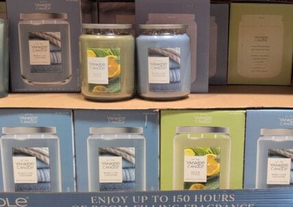 Yankee Apothecary Jar Candle 600z at Costco