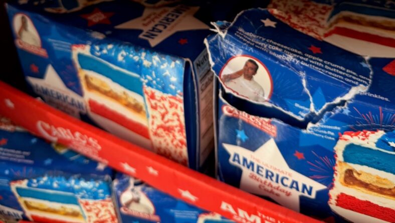 Carlos-Bakery-Ultimate-American-Cake-2064263