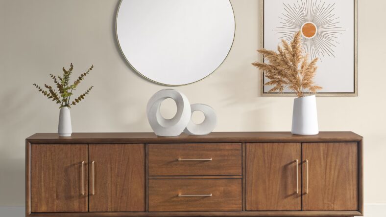 Puerta Del Sol TV Console