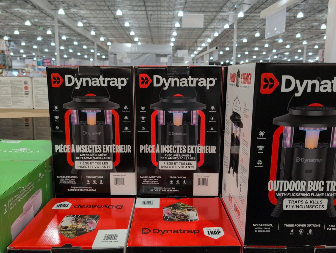 Dynatrap Insect Trap 1/4 Acre Coverage Solar/battfry/plug-in Attracts Flying Insects at Costco