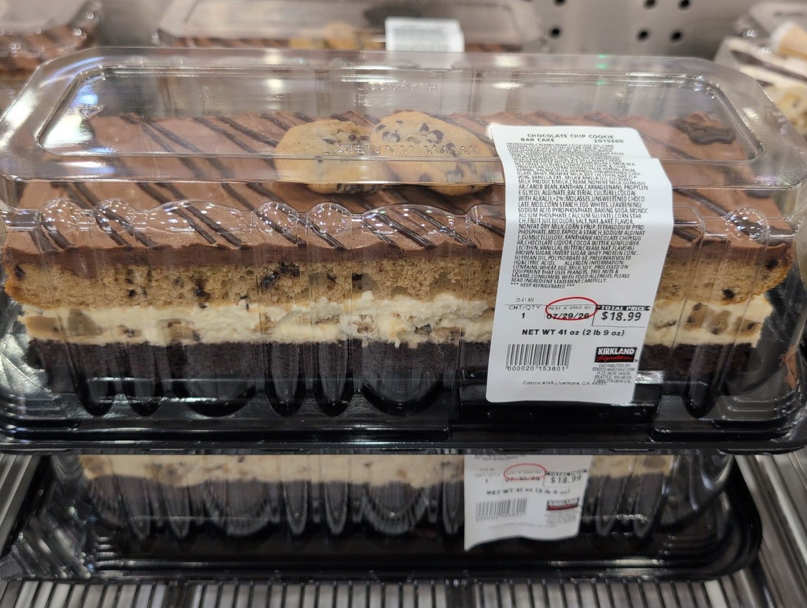 Chocolate Chip Cookie Bar Cake