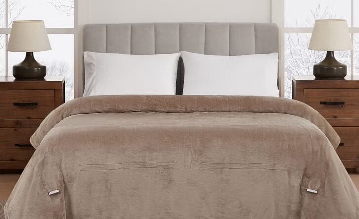 Berkshire Life Heated Throw