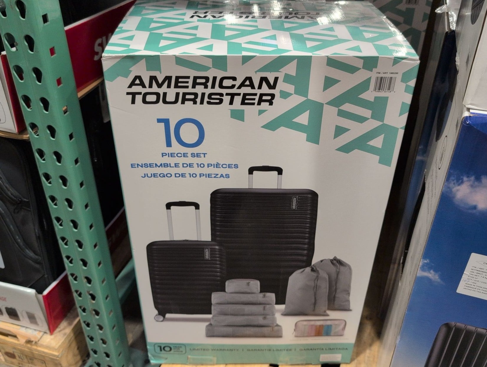 American Tourister 10-Piece Luggage Set