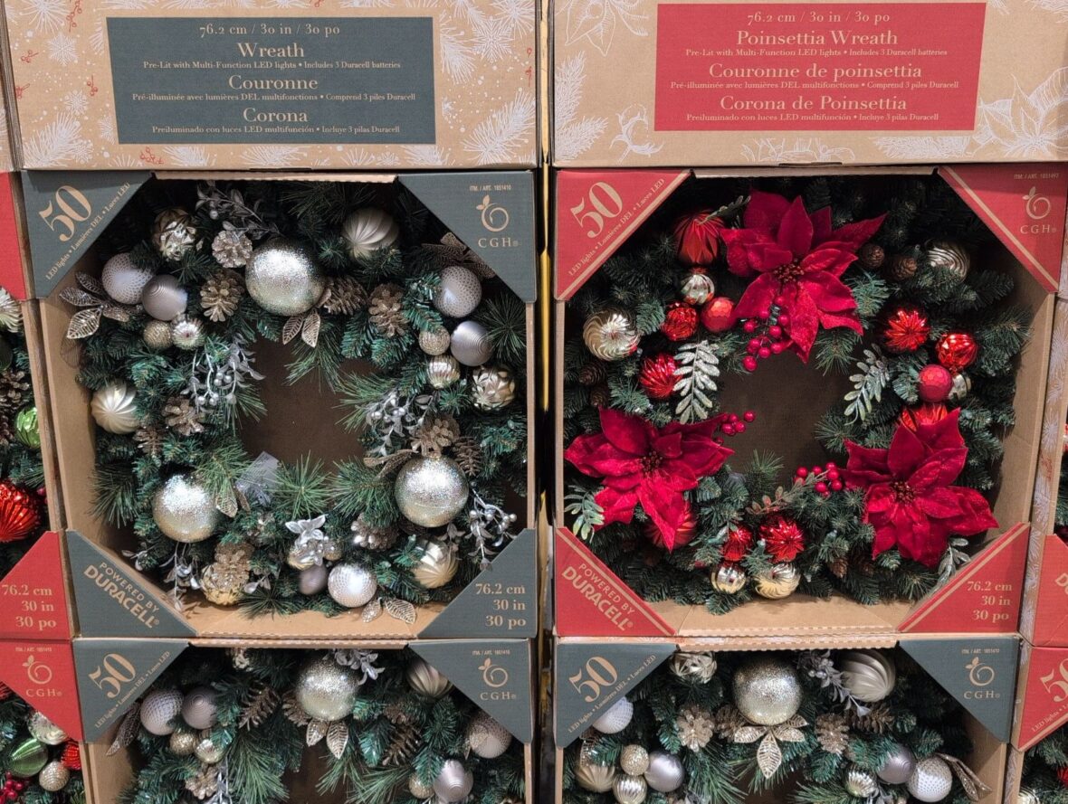 CGH Poinsettia Pre-Lit Wreath at Costco