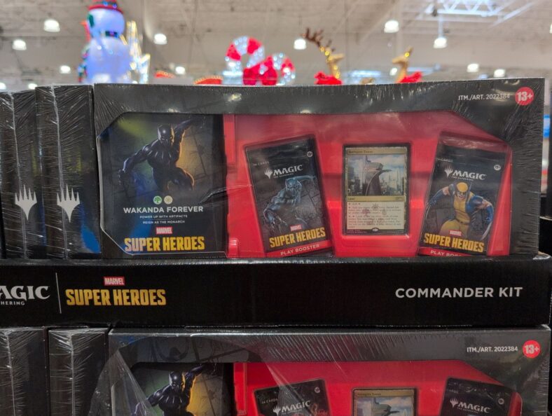 New Product: Magic: The Gathering Marvel Super Heroes Commander Kit